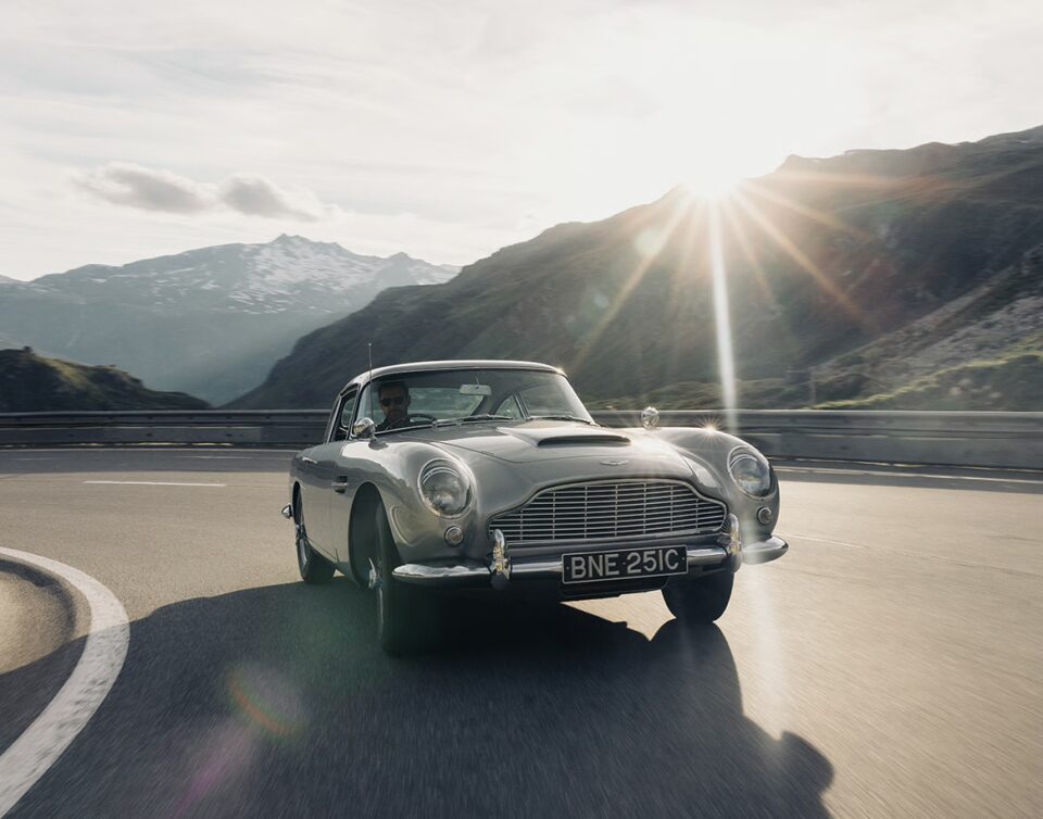 Top Time Tribute To Aston Martin Db5 Carousel 2